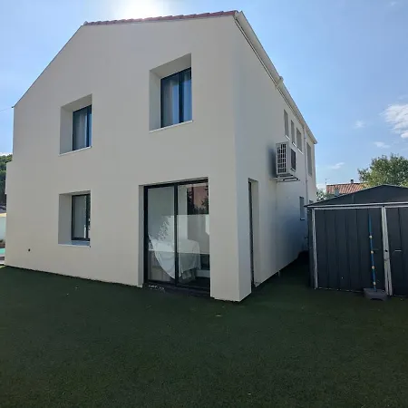 Feriehus Maison Avec Piscine, House With A Pool